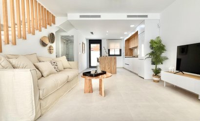 Obra nueva - town house -
Cox - San Fernando