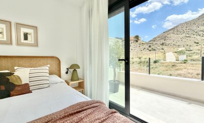 Obra nueva - town house -
Cox - San Fernando