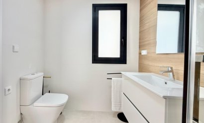 Obra nueva - town house -
Cox - San Fernando