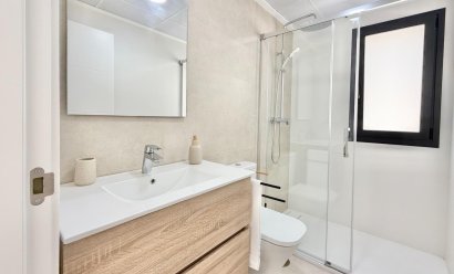 Obra nueva - town house -
Cox - San Fernando