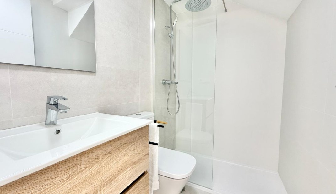 Nýbygging - town house -
Cox - San Fernando