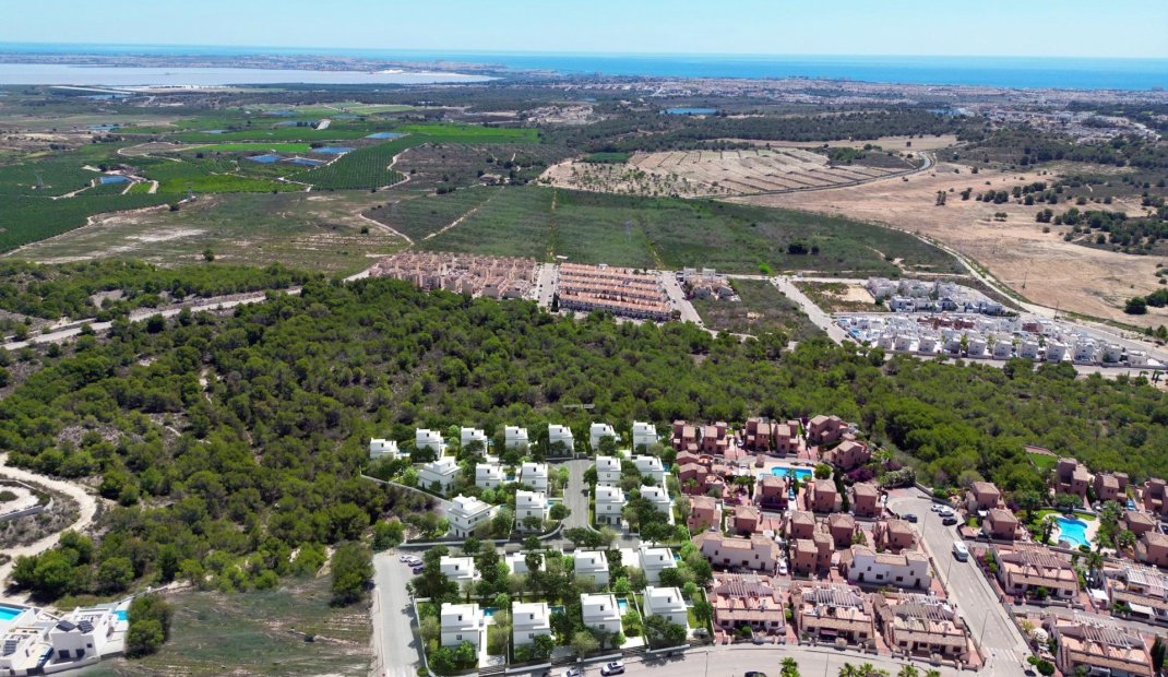 Nýbygging - Einbýlishús -
San Miguel de Salinas - Cerro Del Sol