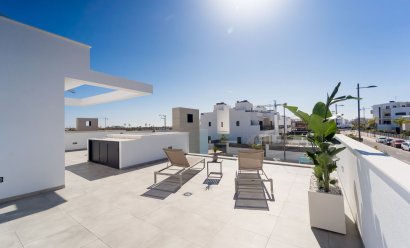 Nýbygging - Einbýlishús -
Torre Pacheco - Santa Rosalia Lake And Life Resort