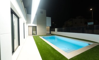 Nýbygging - Einbýlishús -
Torre Pacheco - Santa Rosalia Lake And Life Resort