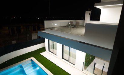 Nýbygging - Einbýlishús -
Torre Pacheco - Santa Rosalia Lake And Life Resort