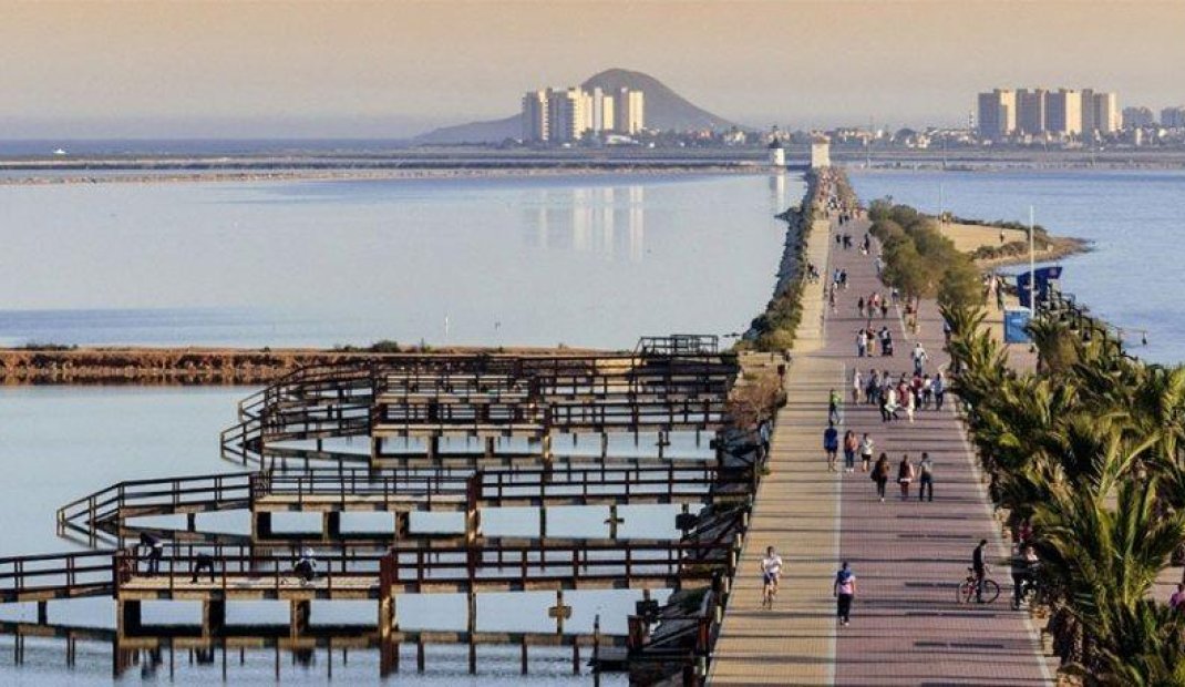 Nýbygging - Einbýlishús -
San Pedro del Pinatar - Centro