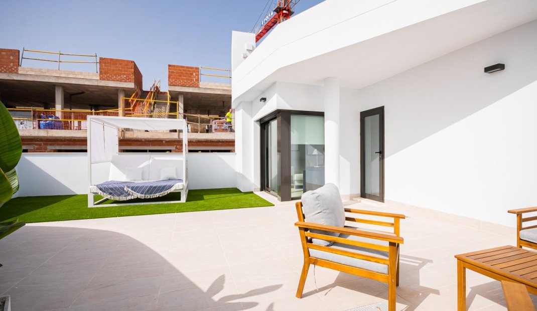Nýbygging - Einbýlishús -
Torrevieja - Lago Jardín II