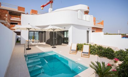Nýbygging - Einbýlishús -
Torrevieja - Lago Jardín II