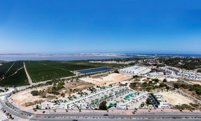Nýbygging - Einbýlishús -
Torrevieja - Lago Jardín II