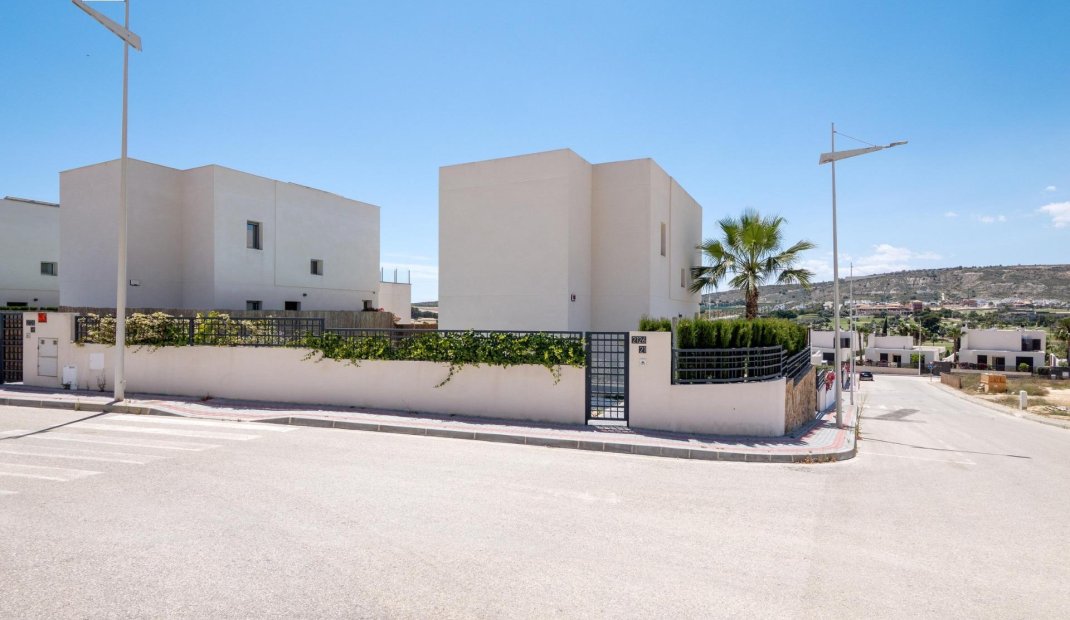 Nýbygging - Einbýlishús -
Algorfa - La Finca Golf