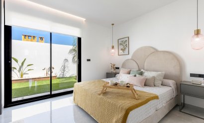 Nýbygging - Einbýlishús -
Torrevieja - Los Balcones