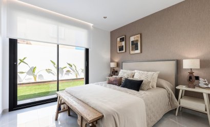 Nýbygging - Einbýlishús -
Torrevieja - Los Balcones