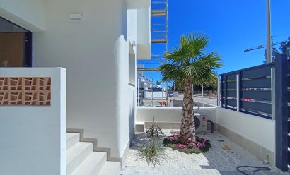 Obra nueva - Bungalow -
Dolores - Sector 3