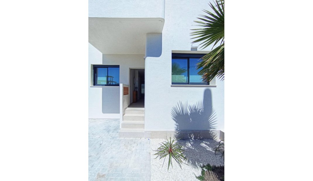 Obra nueva - Bungalow -
Dolores - Sector 3