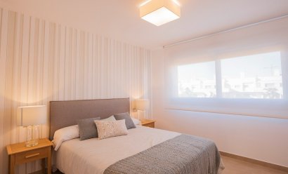 Obra nueva - Bungalow -
Orihuela - Vistabella Golf
