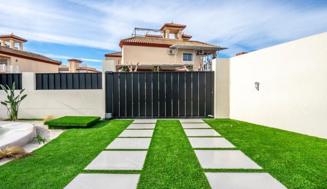 Obra nueva - Villa -
Torre Pacheco - Roldán