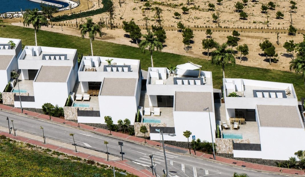 Nýbygging - Einbýlishús -
Torre Pacheco - Santa Rosalia Lake And Life Resort