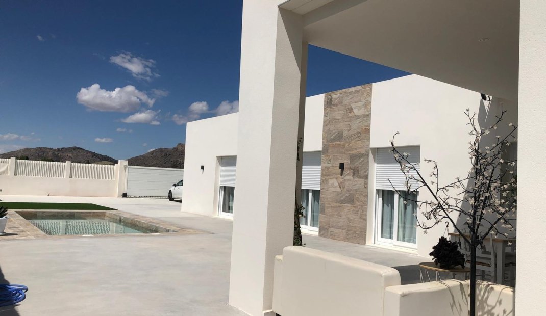 New Build - Villa -
Aspe - urbanizaciones