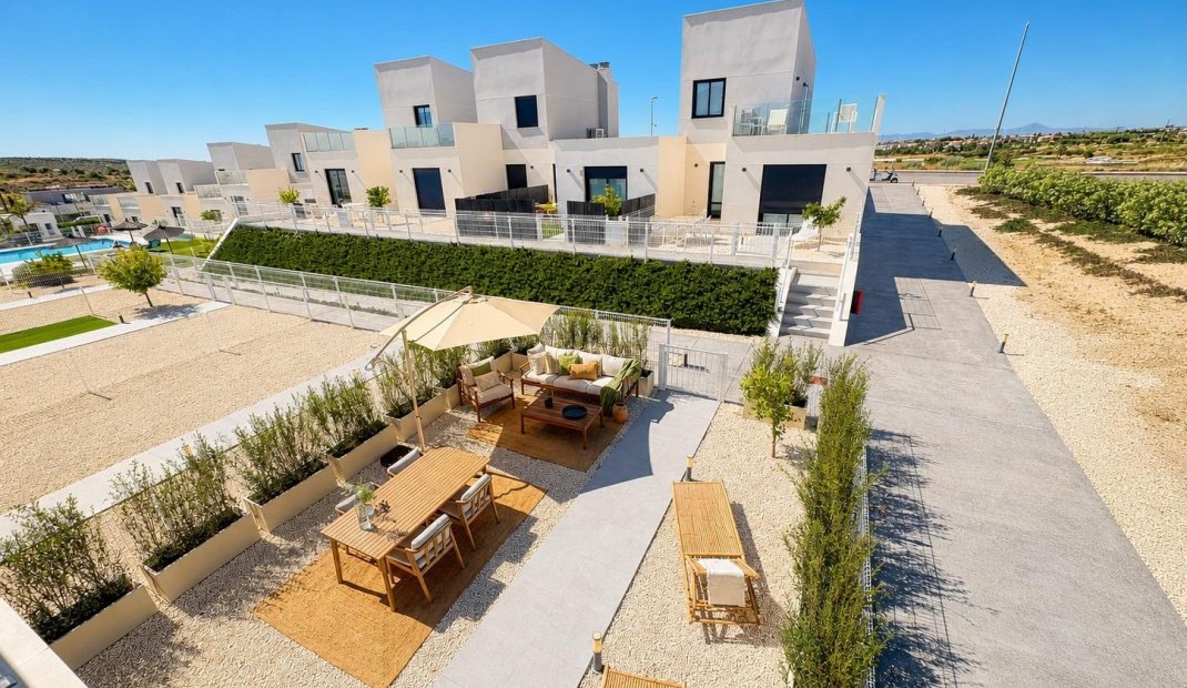 New Build - town house -
Baños y Mendigo - Altaona Golf