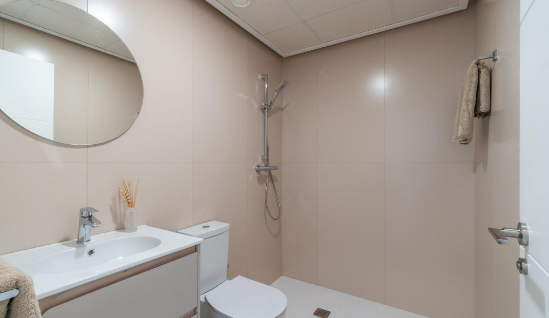 Obra nueva - Apartamento -
Orihuela Costa - Playa Flamenca