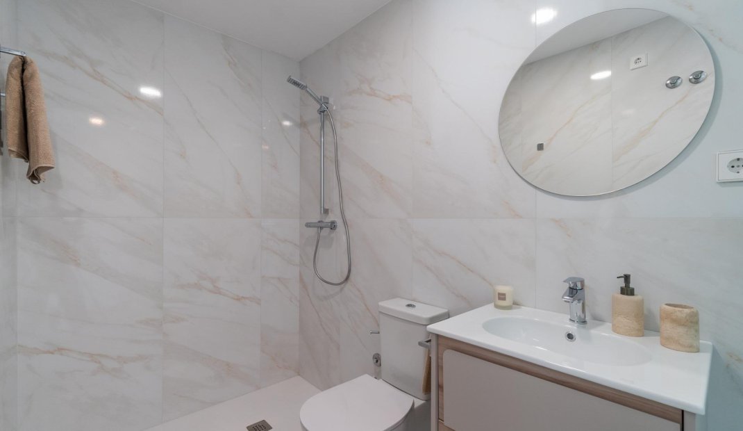 Obra nueva - Apartamento -
Orihuela Costa - Playa Flamenca