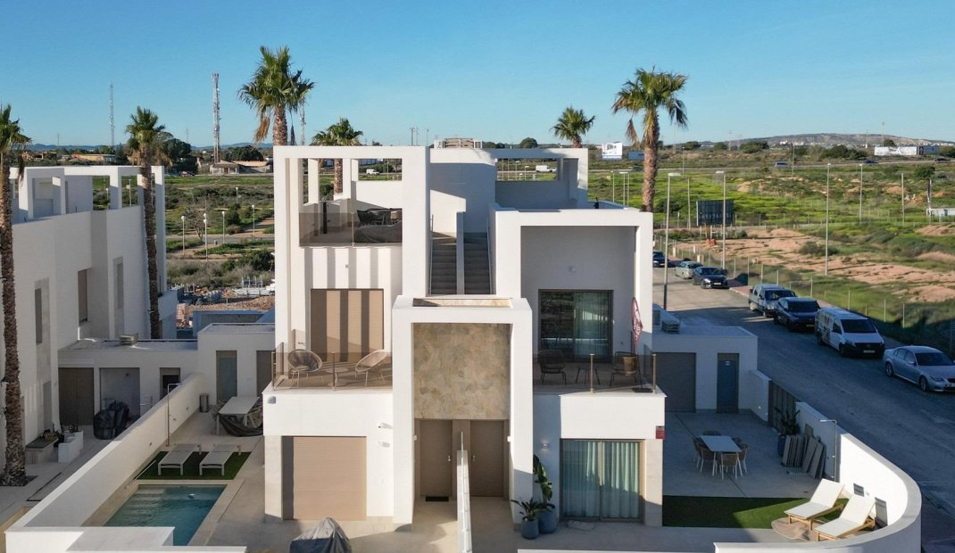 New Build - Quad House -
Los Alcazares - Serena Golf