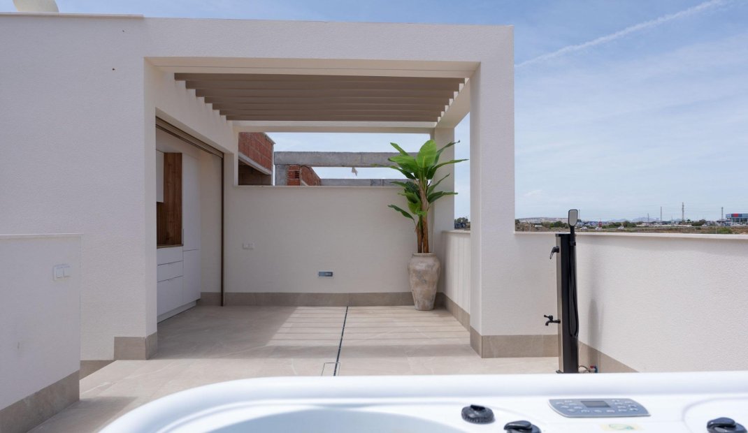 Nýbygging - Einbýlishús -
Los Alcazares - Serena Golf