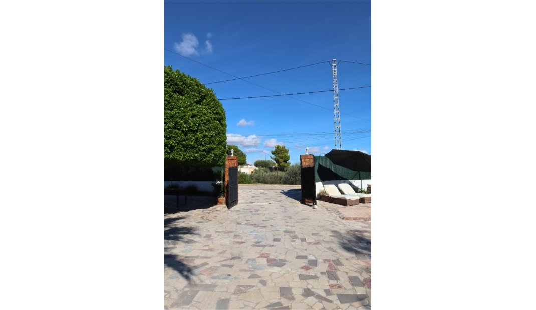 Endursala - Semi Detached Villa -
Crevillente