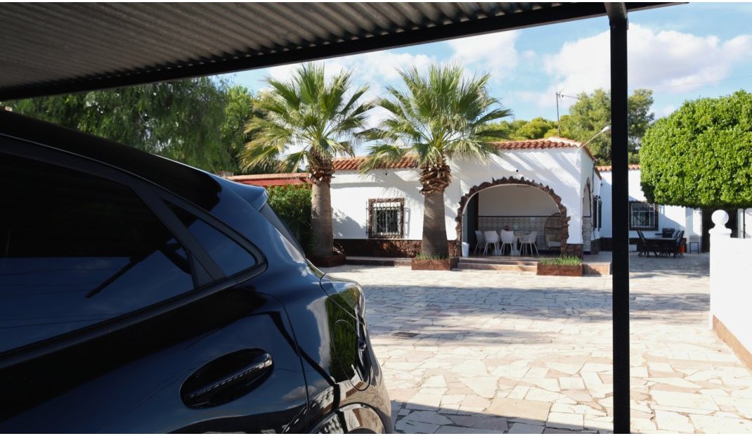 Endursala - Semi Detached Villa -
Crevillente