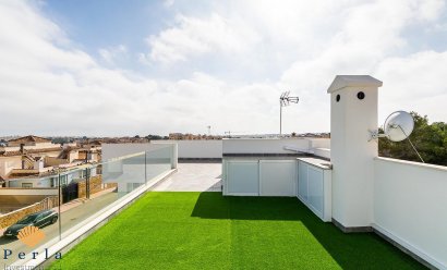 Obra nueva - Villa -
Villamartin