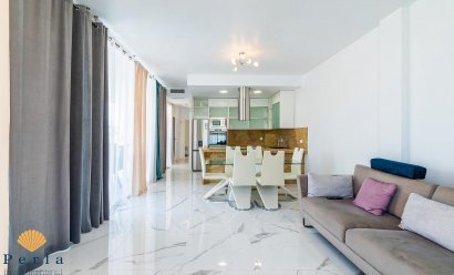 Obra nueva - Villa -
Villamartin