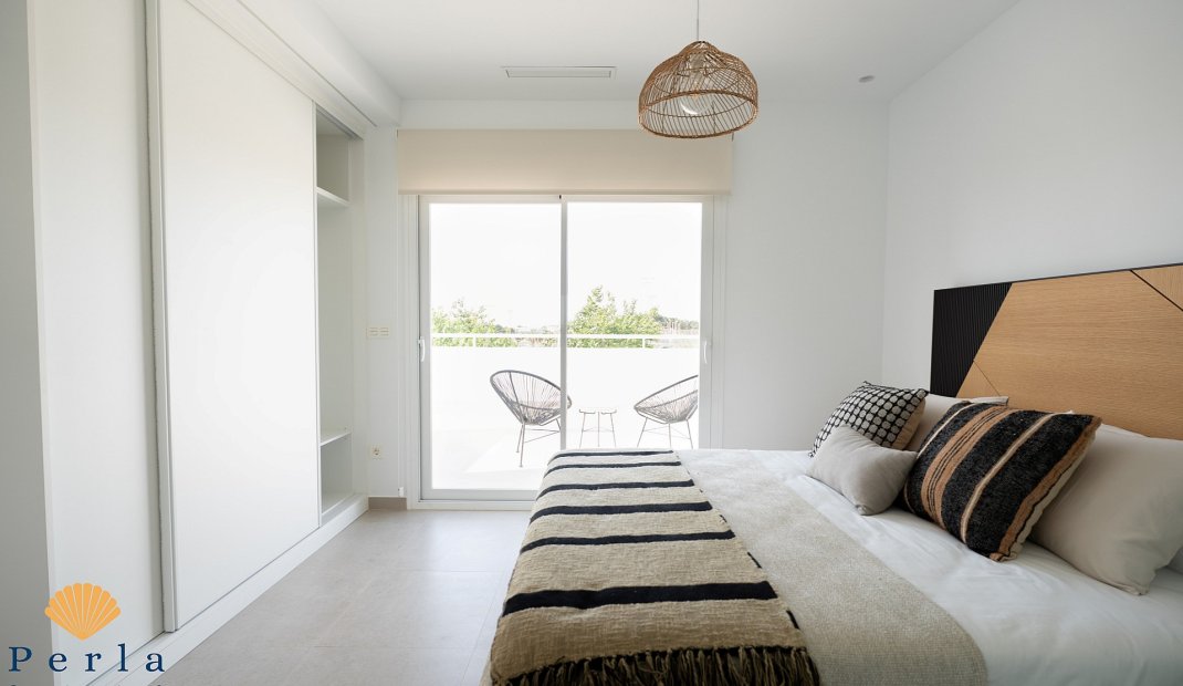 Nýbygging - Einbýlishús -
Pilar de la Horadada