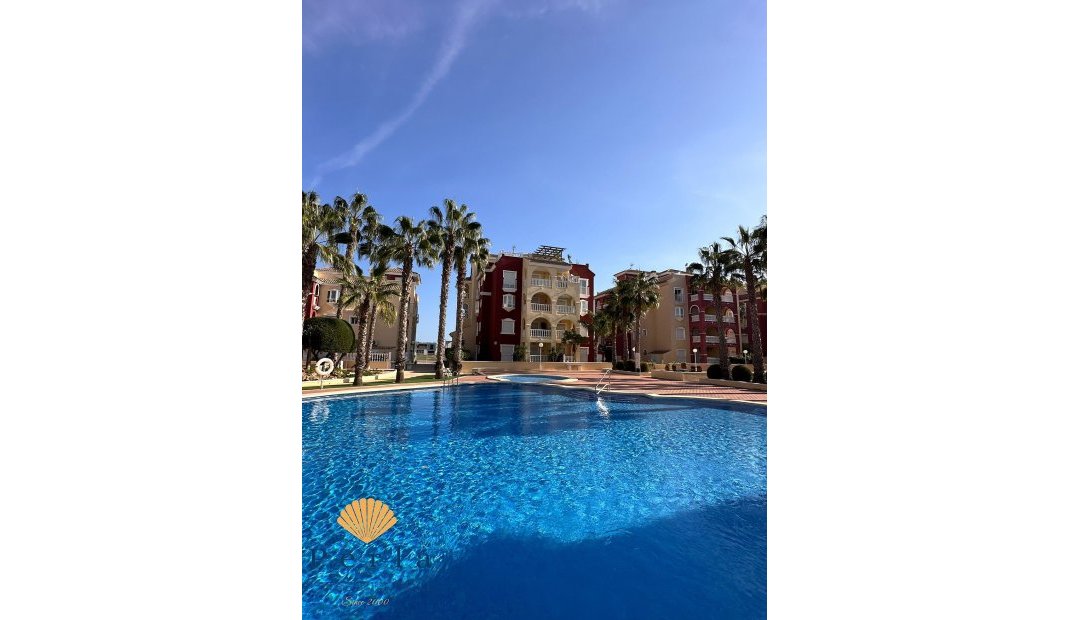 Reventa - Apartamento -
Los Alcázares