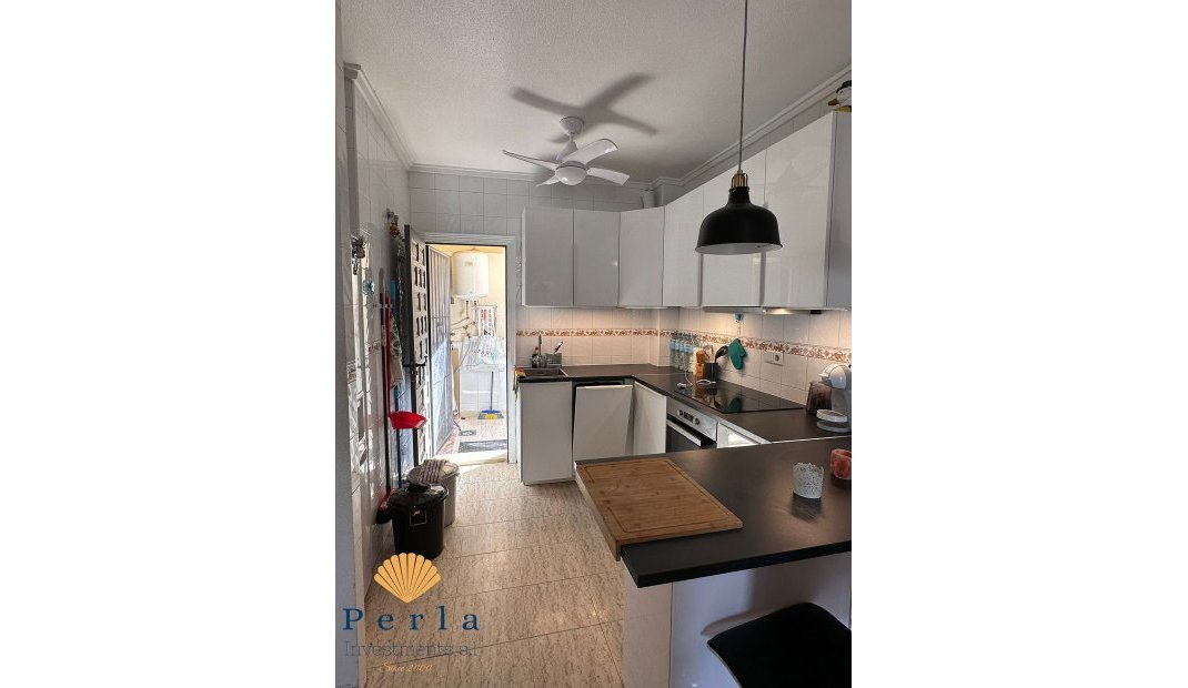 Resale - Bungalow -
Playa Flamenca