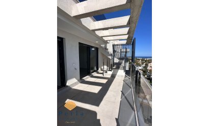 Reventa - Ático -
Campoamor