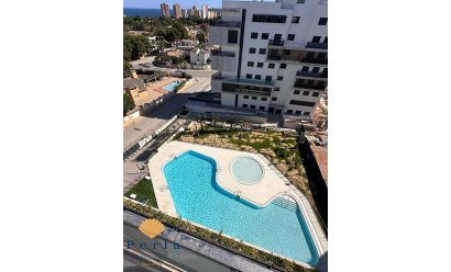 Reventa - Ático -
Campoamor