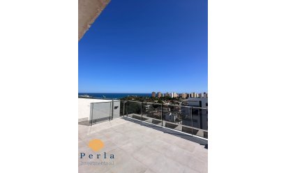 Reventa - Ático -
Campoamor