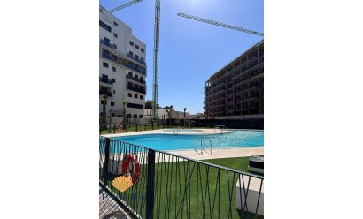 Reventa - Ático -
Campoamor