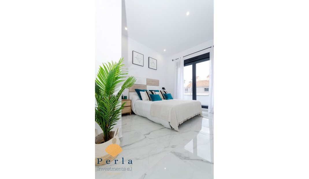 New Build - Villa -
Torrevieja