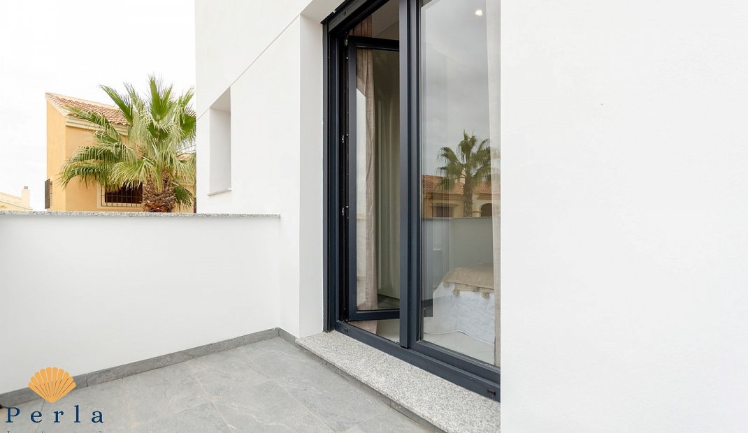 New Build - Villa -
Torrevieja