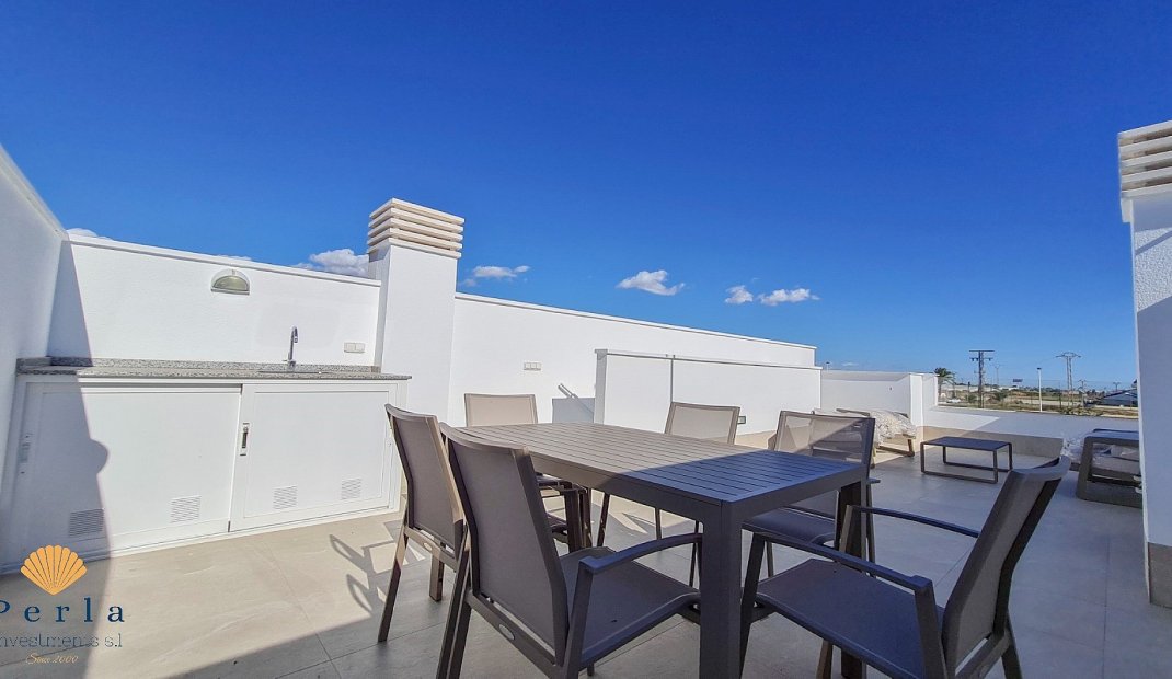 Nýbygging - Einbýlishús -
San Pedro del Pinatar