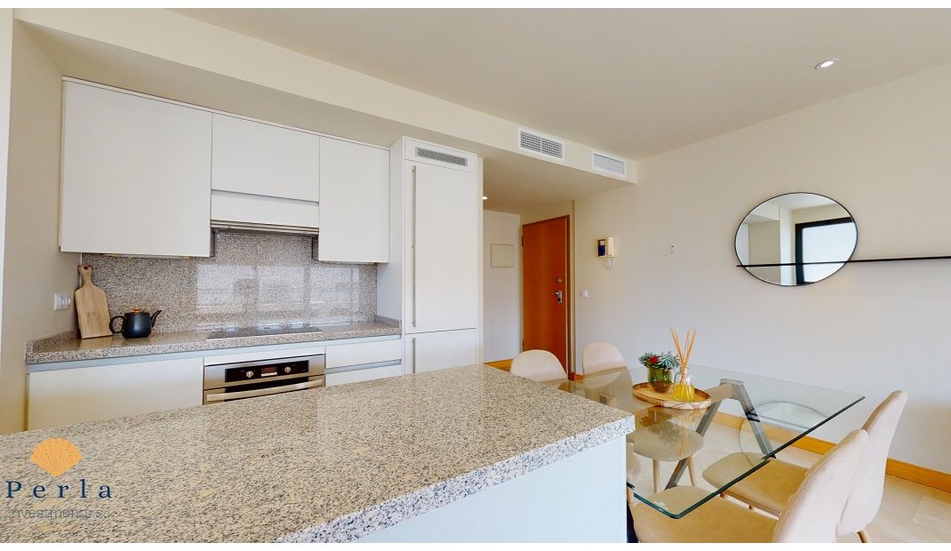 Resale - Apartment -
Campoamor