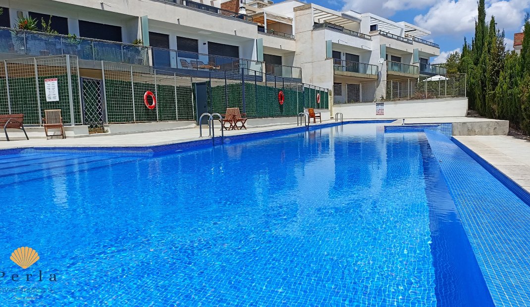Resale - Apartment -
Campoamor