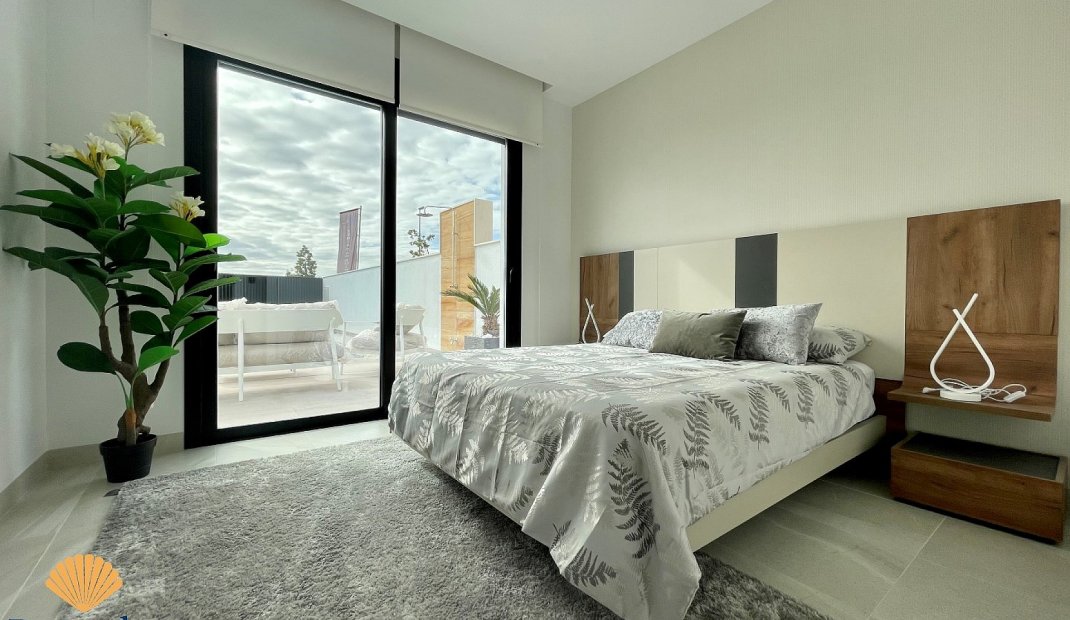 Obra nueva - Villa -
Benijofar