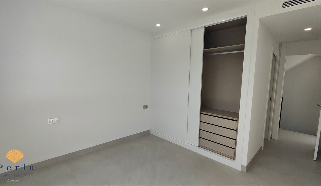 Obra nueva - Villa -
Benijofar