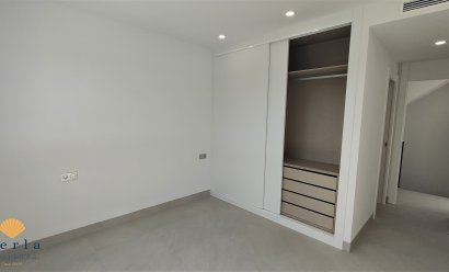 Obra nueva - Villa -
Benijofar