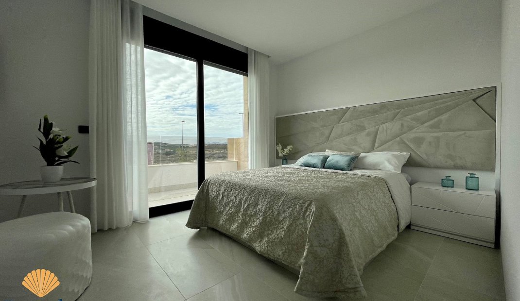 Obra nueva - Villa -
Benijofar