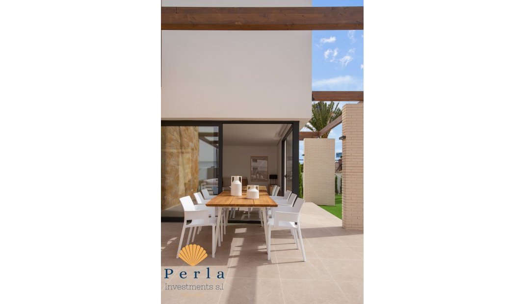 Obra nueva - Villa -
Campoamor