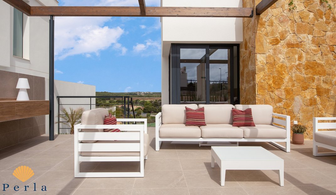 Obra nueva - Villa -
Campoamor
