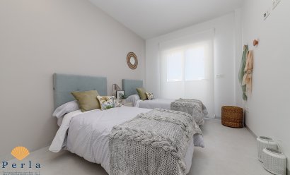 Obra nueva - Apartamento -
El Raso